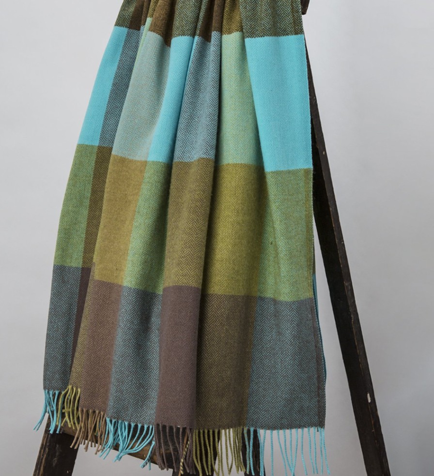 Avoca Decor | Avoca Lambswool Throw